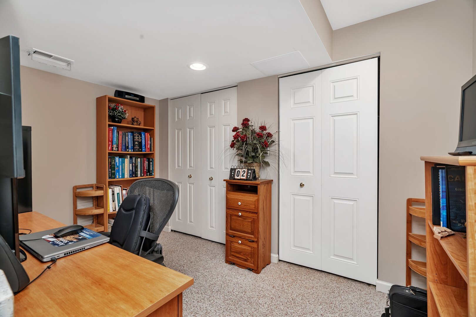 102 Iliad Dr Property Photo 29
