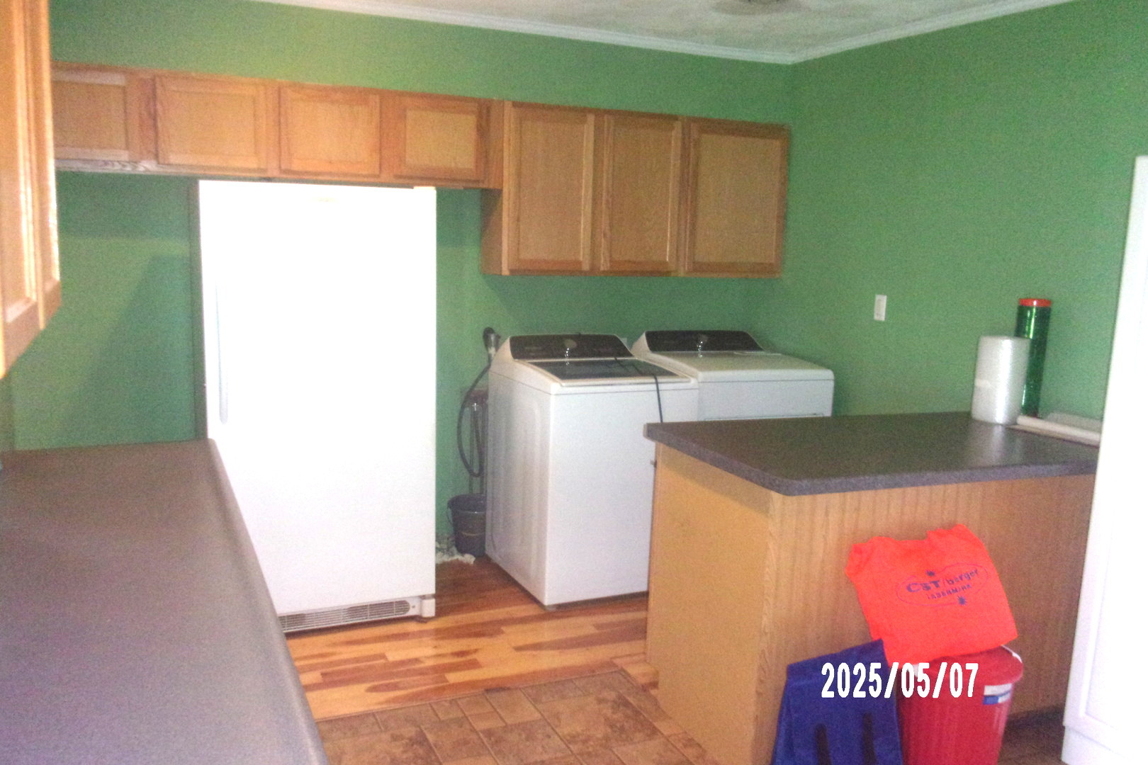 704 E Sycamore Street Property Photo 8