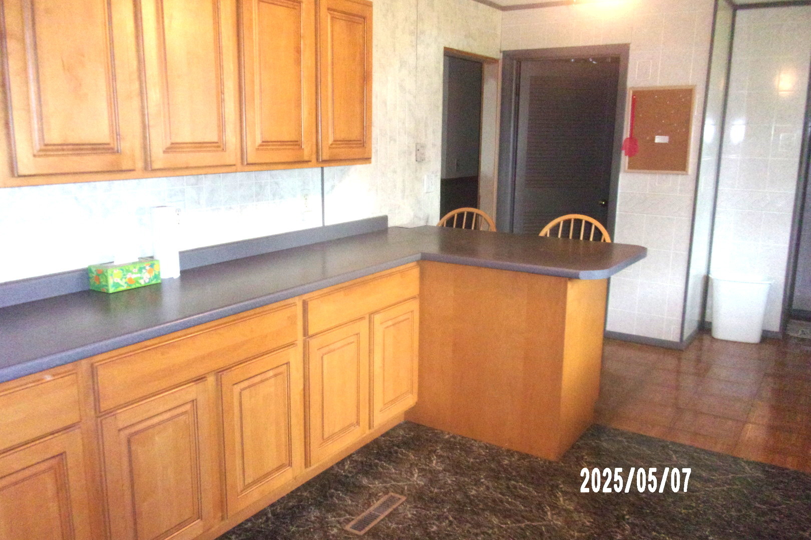 704 E Sycamore Street Property Photo 11