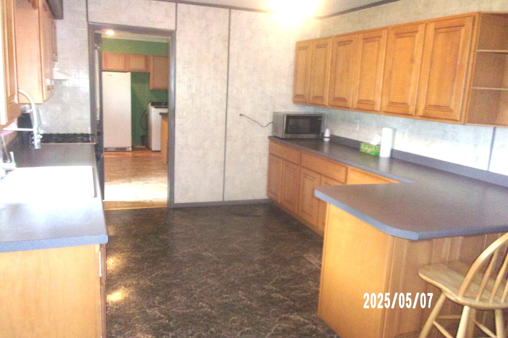 704 E Sycamore Street Property Photo 12