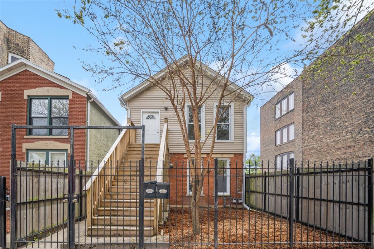 2819 W Jackson Boulevard Property Photo 1