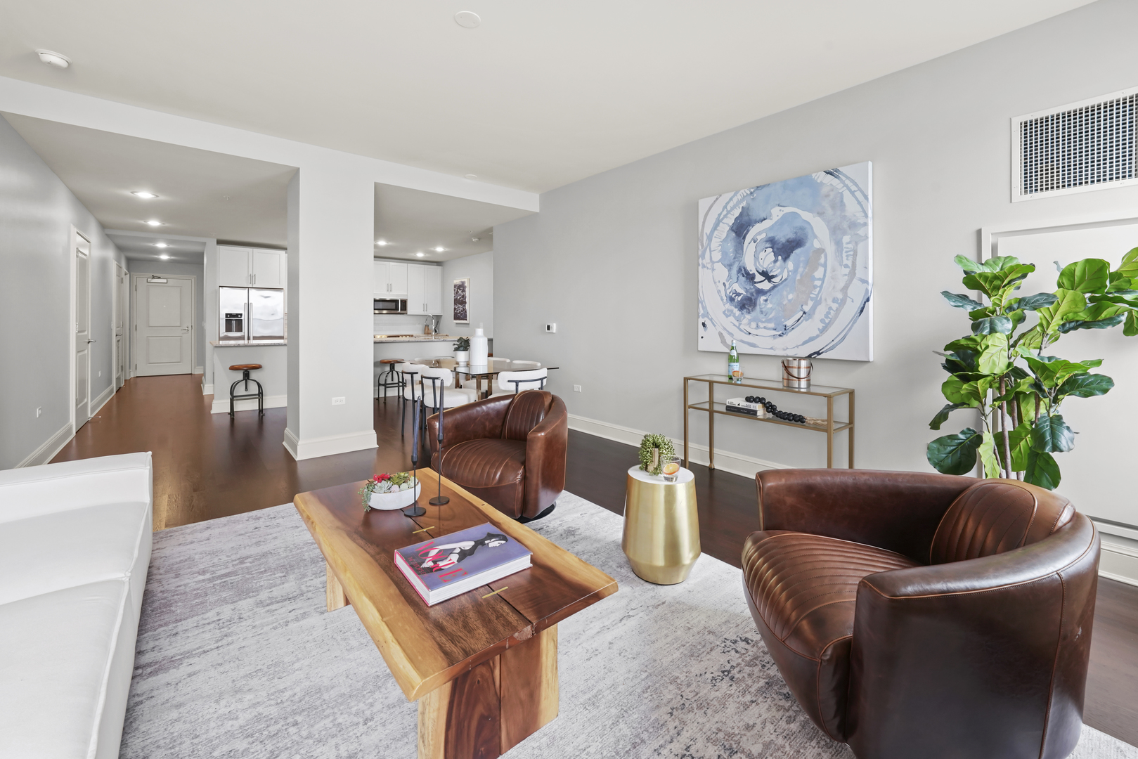 850 N Lake Shore Drive 1005 Property Photo 6