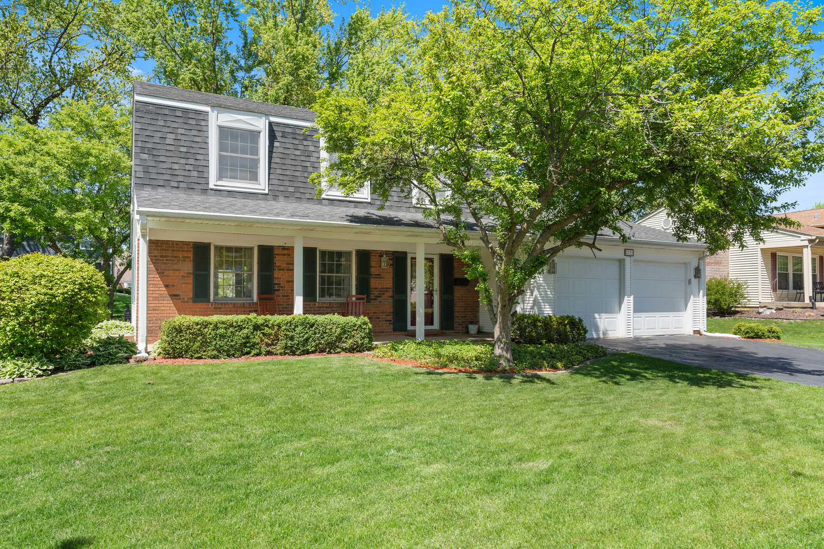 1712 Sutton Ln Property Photo