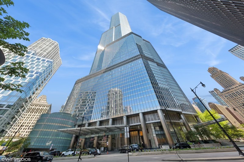 401 N Wabash Ave Picture