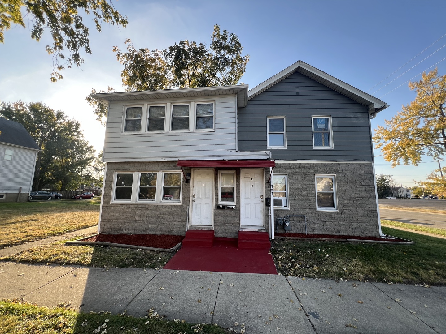 307 S 4th Avenue Property Photo
