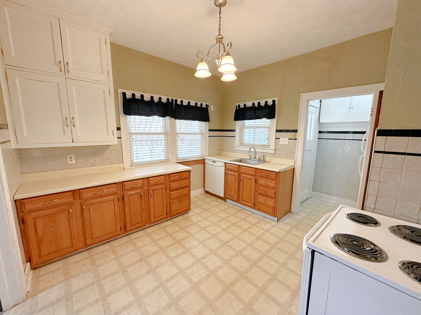 1105 Oakley Avenue Property Photo 6