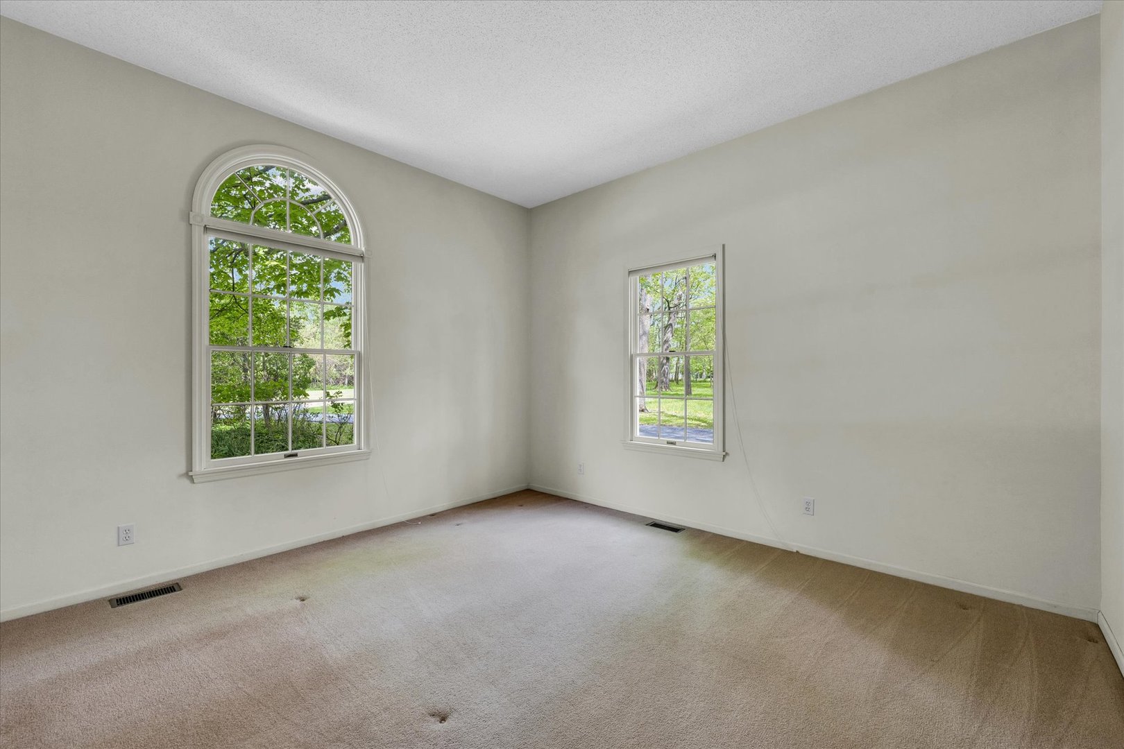 2445 E County Road 875 N Property Photo 27