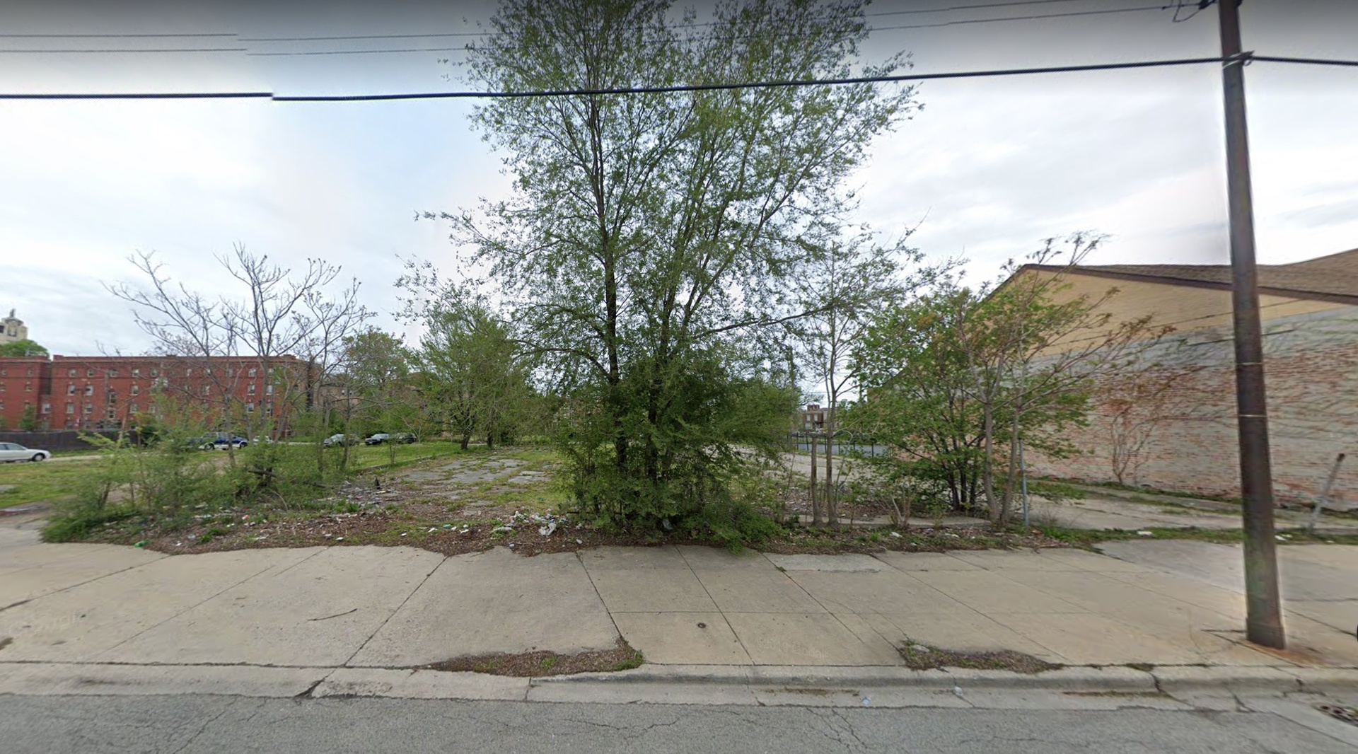 5533 S State St Property Photo 1