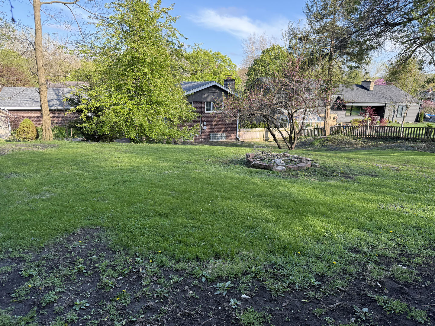1100 N Lakeside Dr Property Photo 17