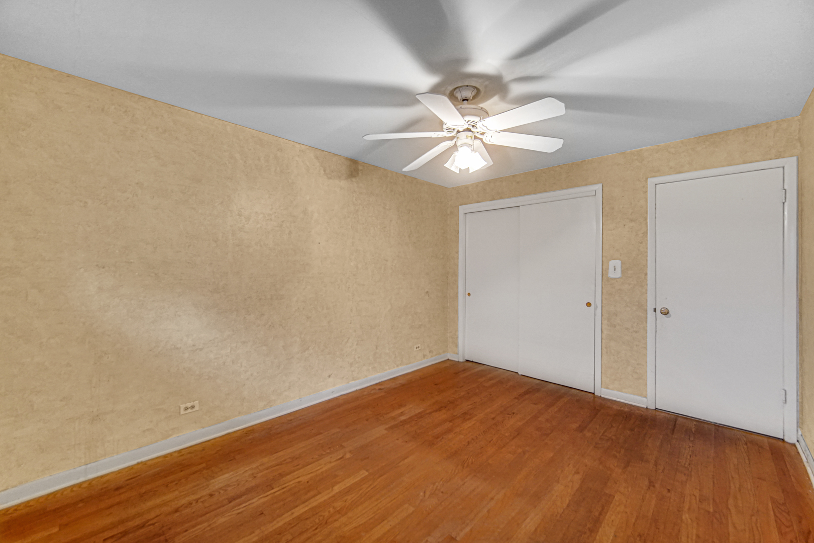10001 S Kedvale Ave Property Photo 20