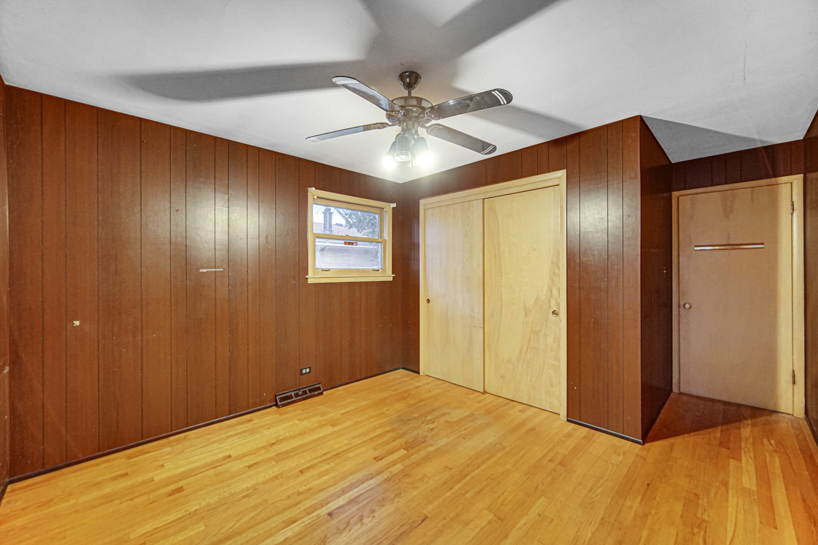 10001 S Kedvale Ave Property Photo 22