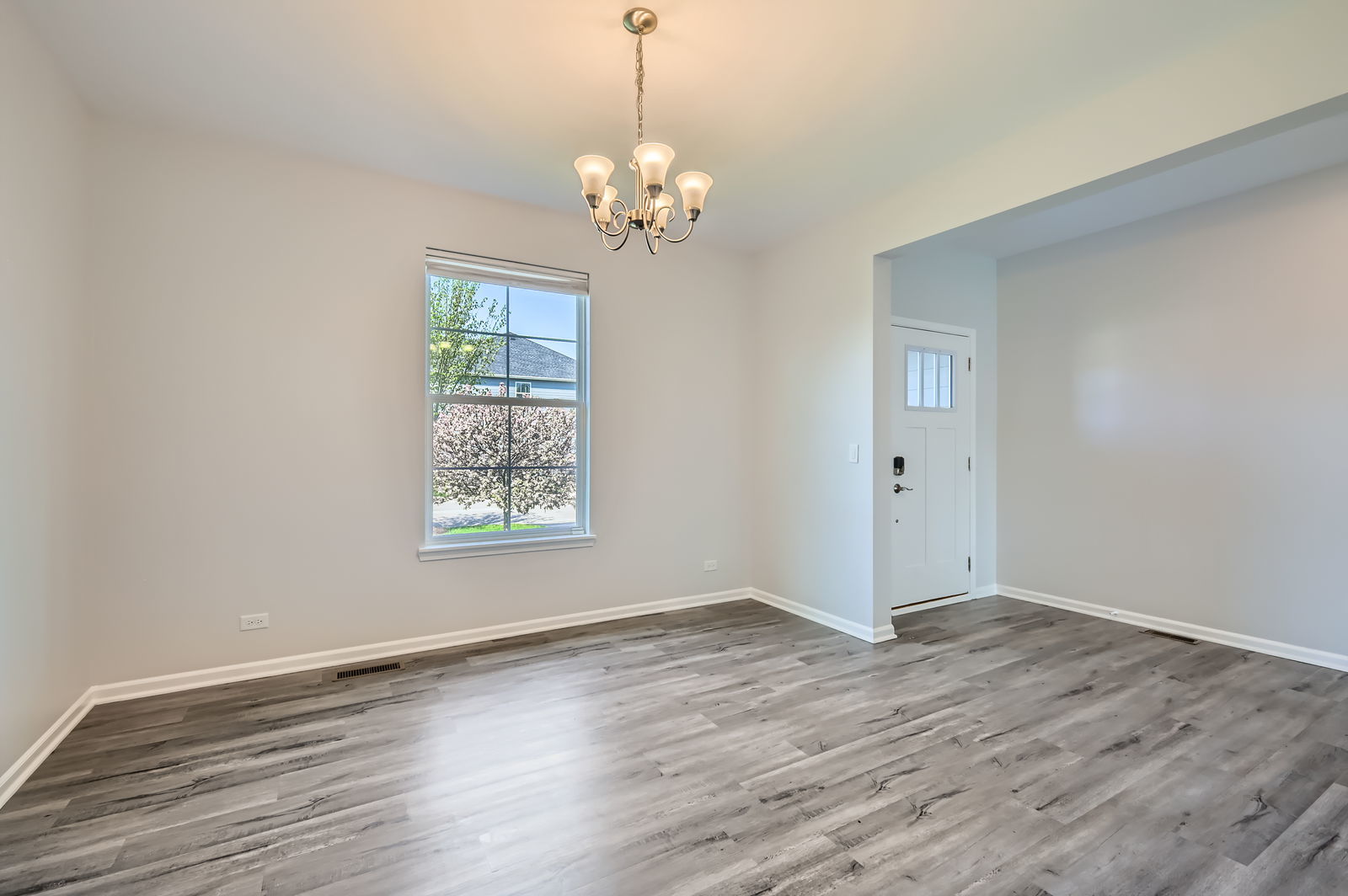 320 Hamilton Road Property Photo 6