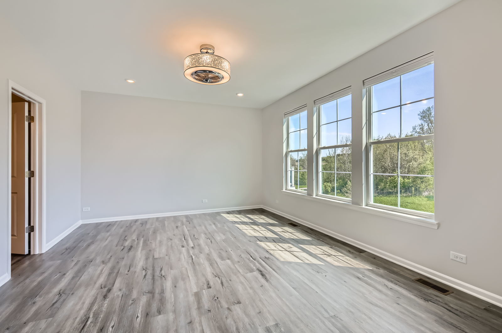 320 Hamilton Road Property Photo 18