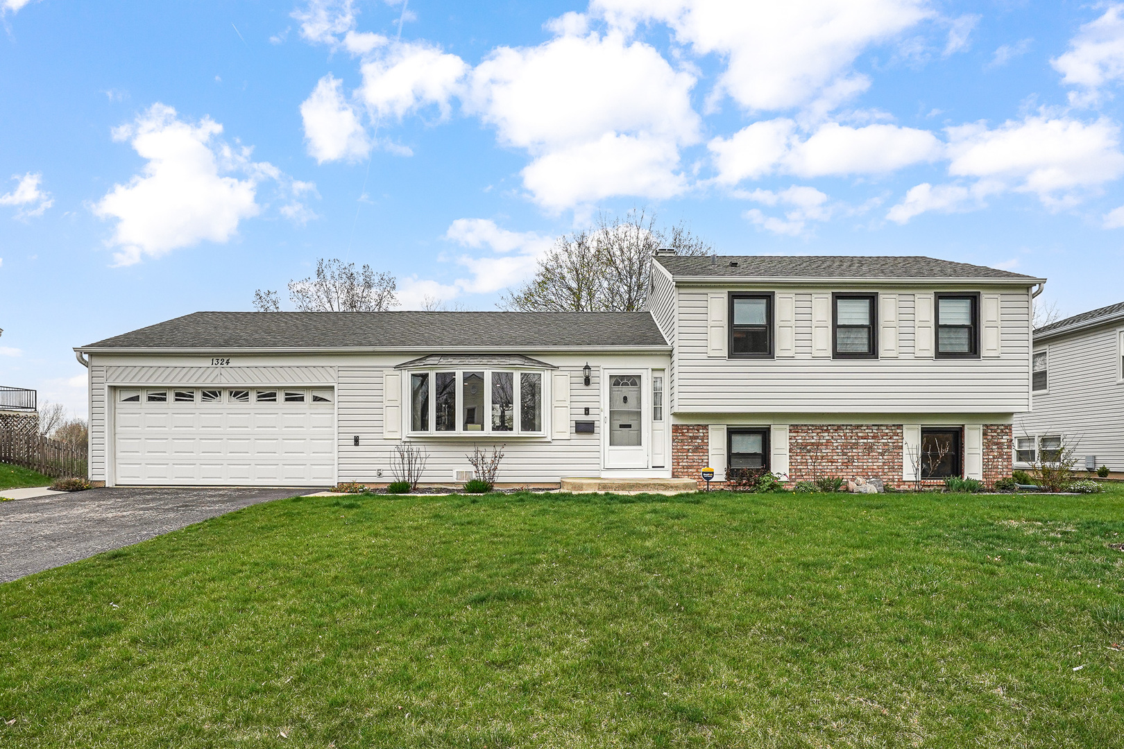 1324 Elmhurst Lane Property Photo