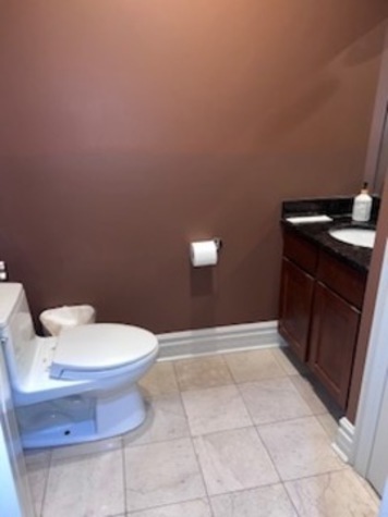1650 W North Avenue Property Photo 6