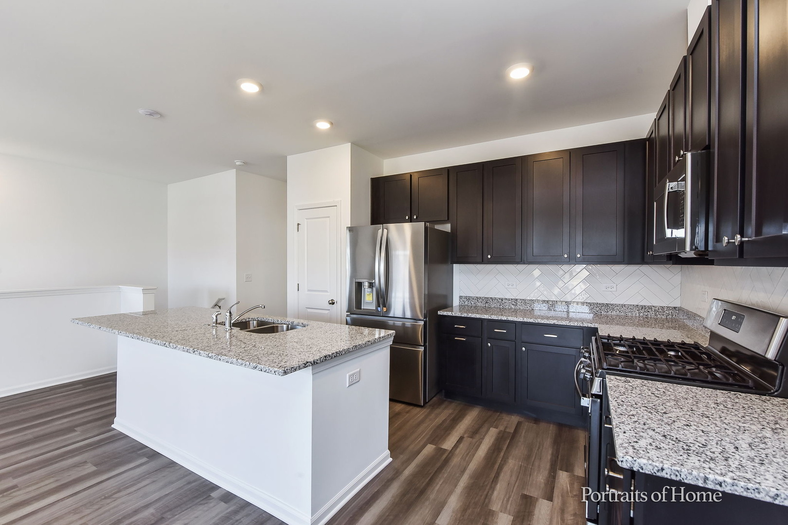 4279 Chelsea Manor Cir Property Photo 7