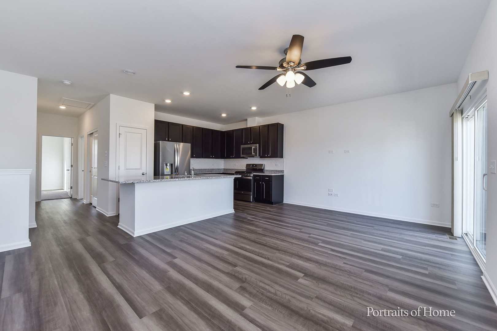 4279 Chelsea Manor Cir Property Photo 8