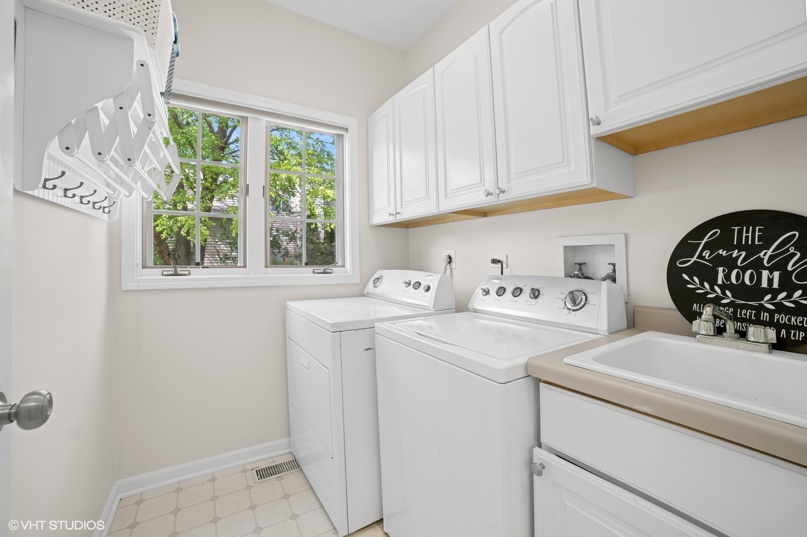 1308 Westley Lane Property Photo 24