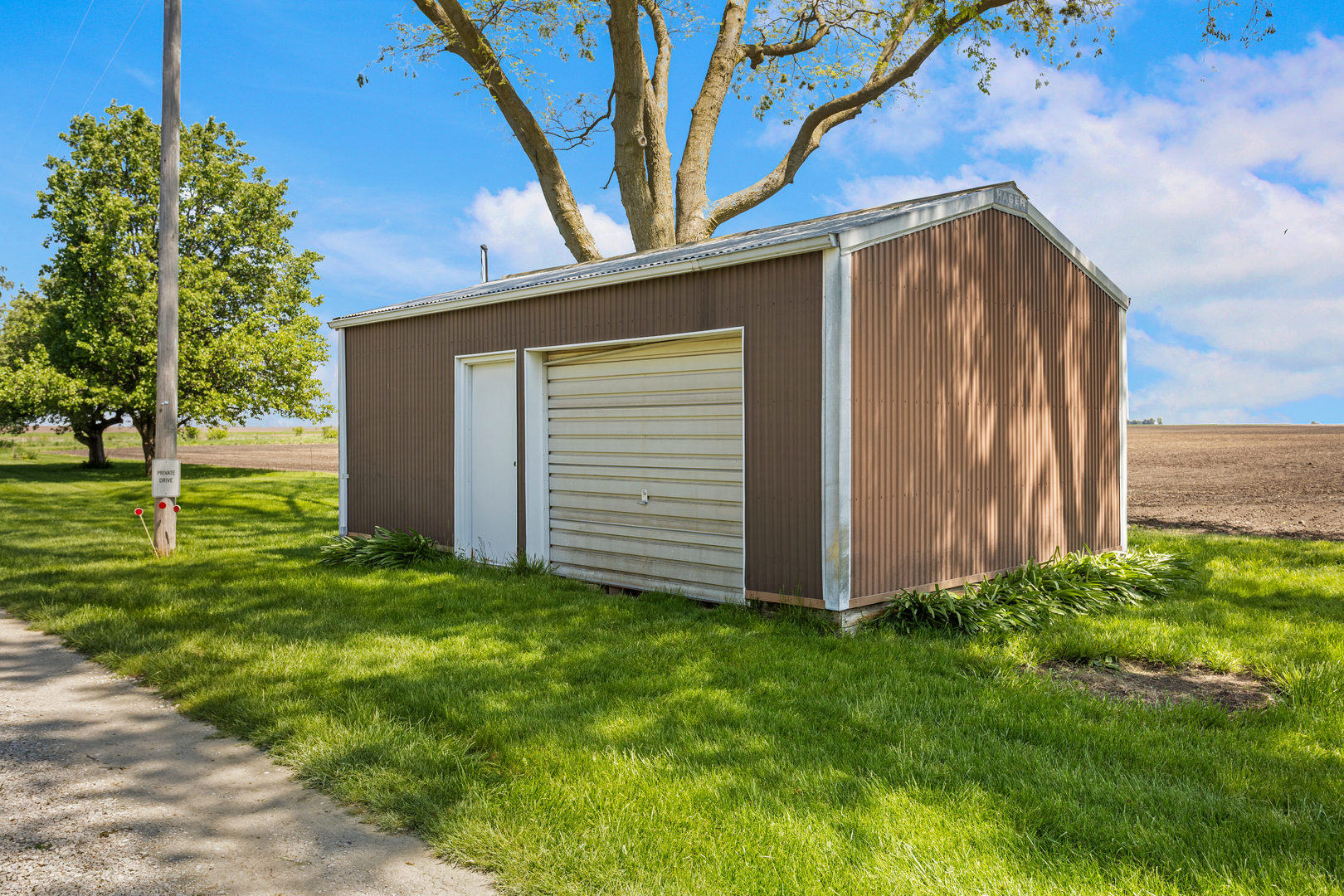 3262 Greenwood Dr Property Photo 43