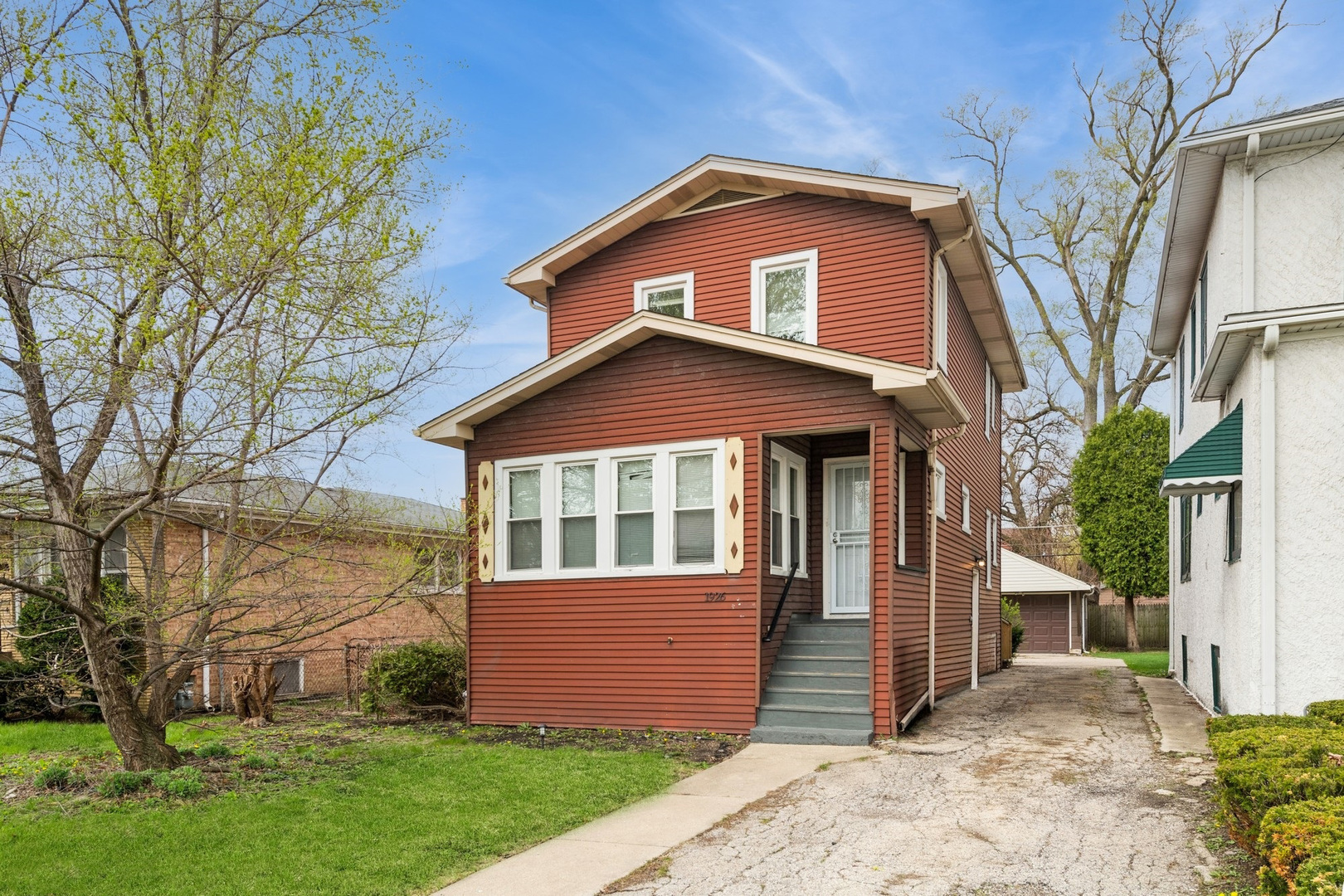 1926 S 21st Avenue Property Photo 1