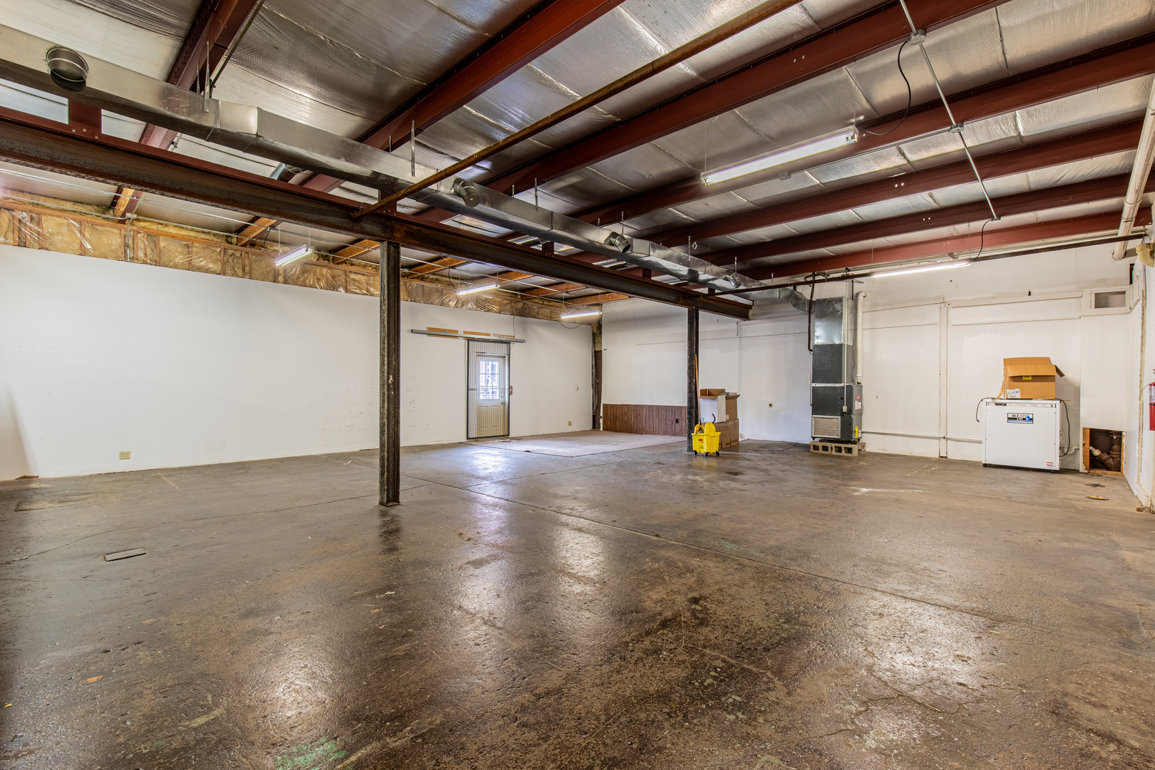 825 N Pleasant Street Property Photo 16
