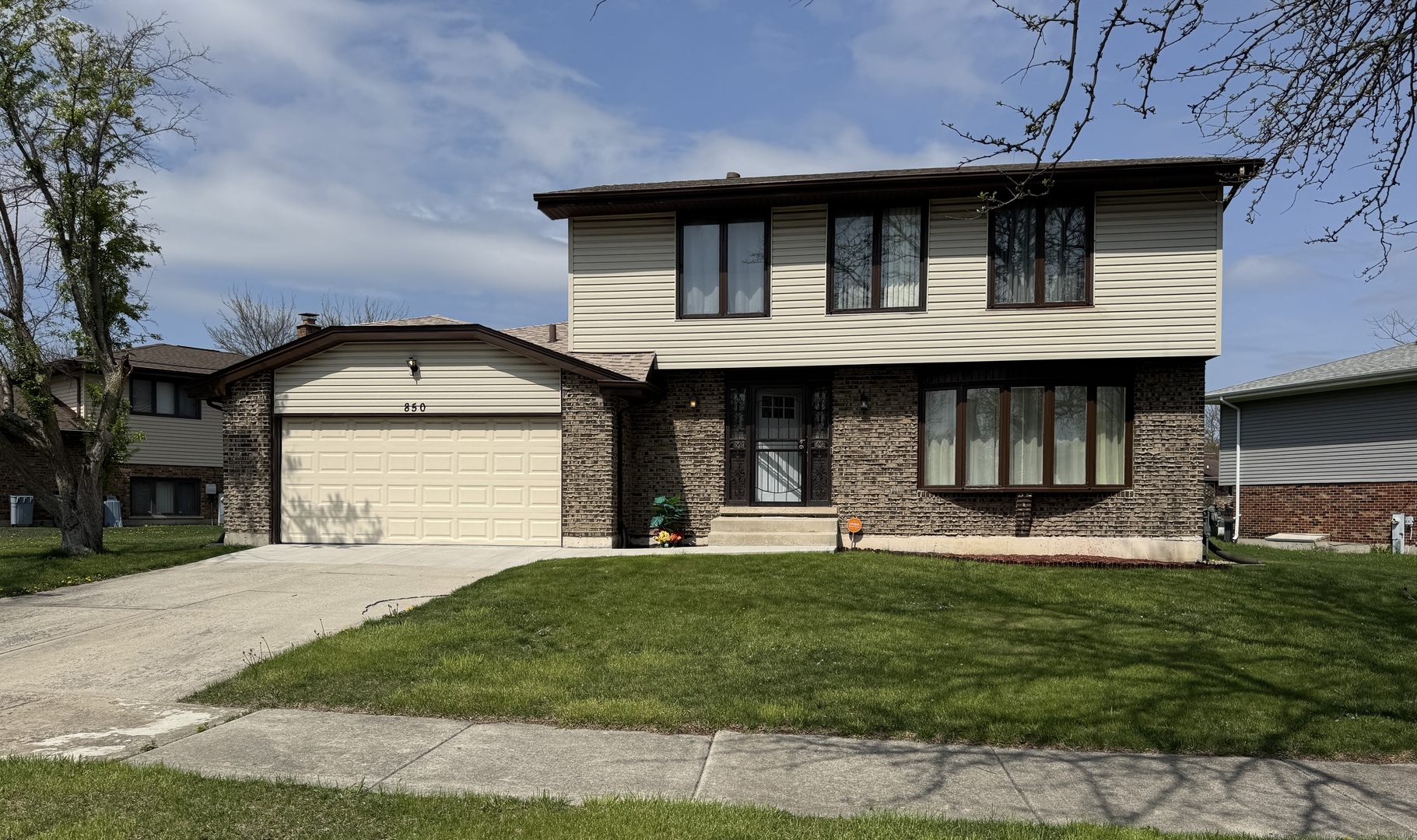 850 Campus Avenue Property Photo