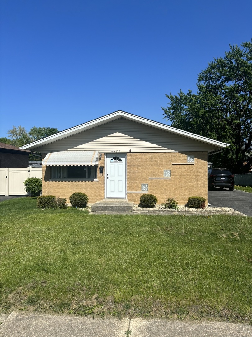 14423 Tripp Avenue Property Photo
