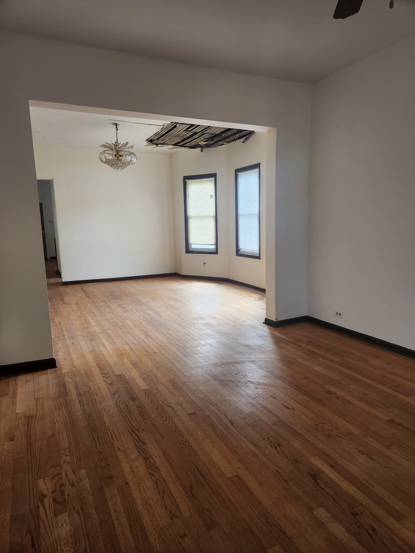 10435 S Calhoun Avenue Property Photo 3