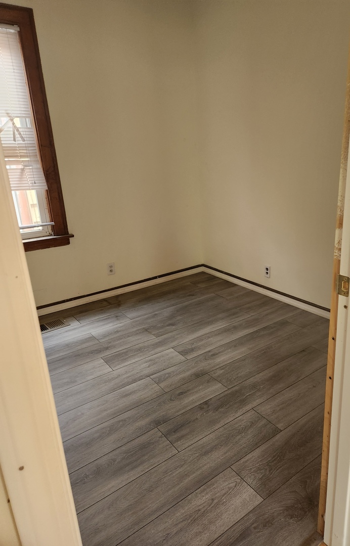 10435 S Calhoun Avenue Property Photo 6