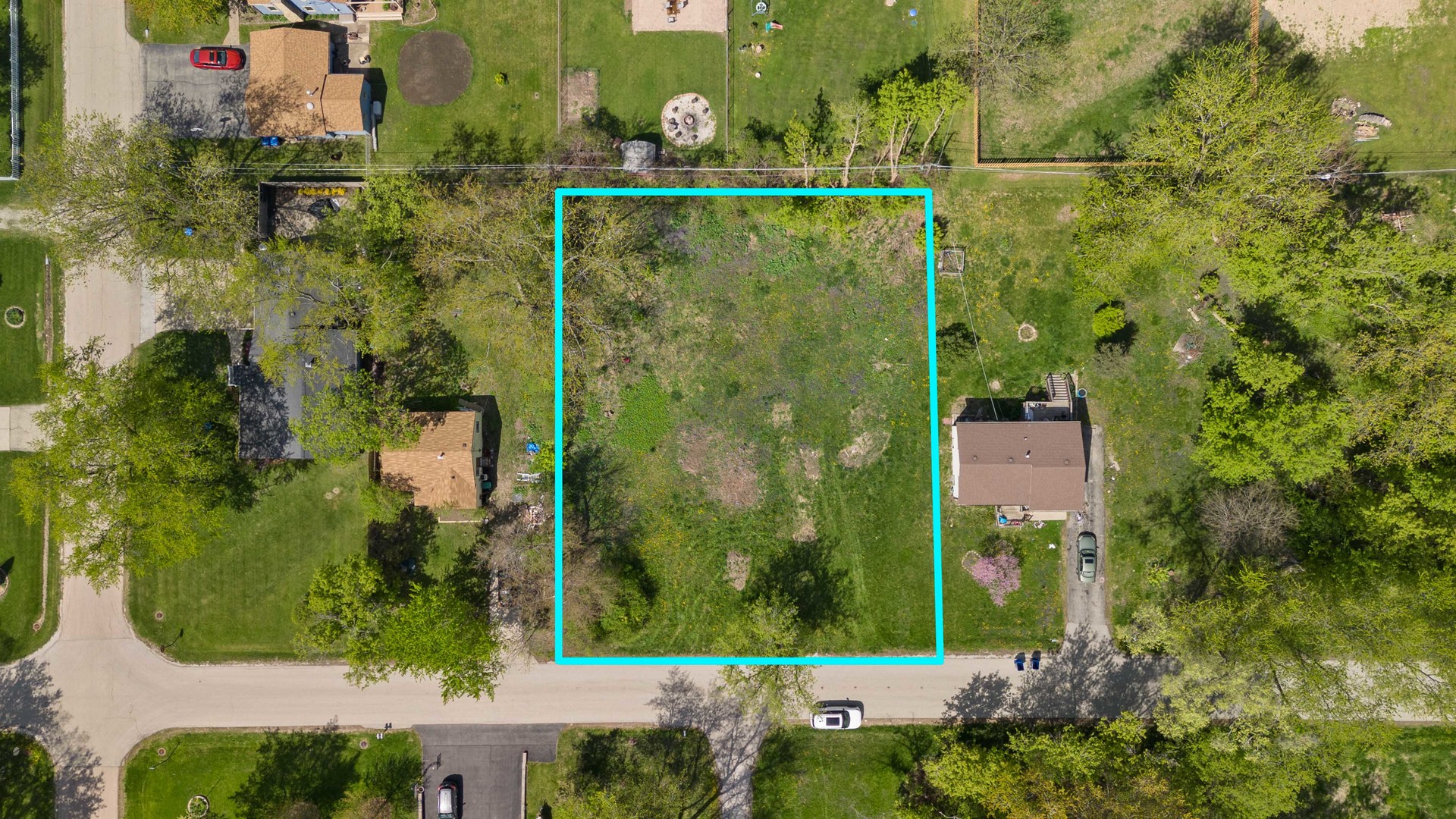 36664 N Helen Drive Property Photo 1
