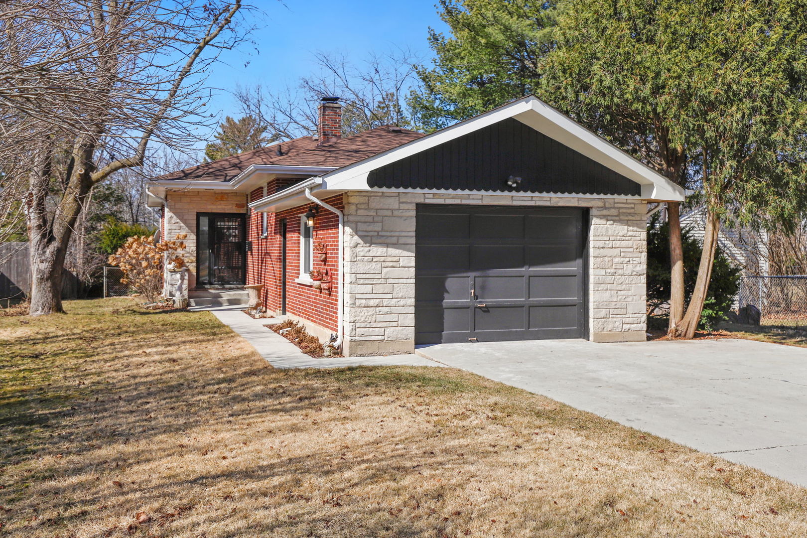 2936 Warbler Place Property Photo