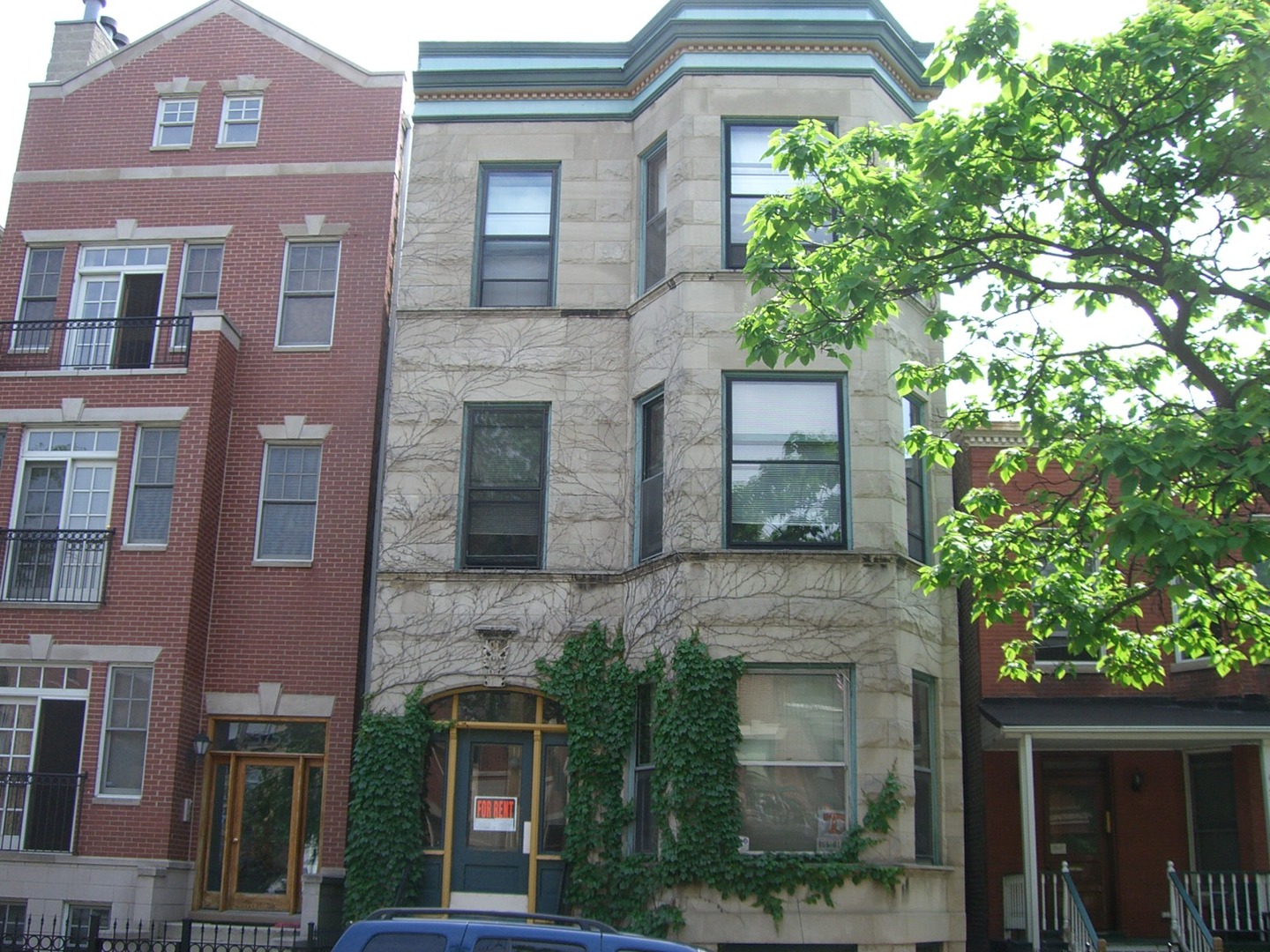 3751 N Clifton Avenue Property Photo 1