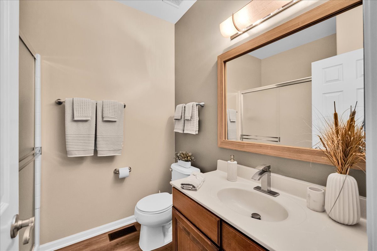 10905 Manhattan Dr Property Photo 10