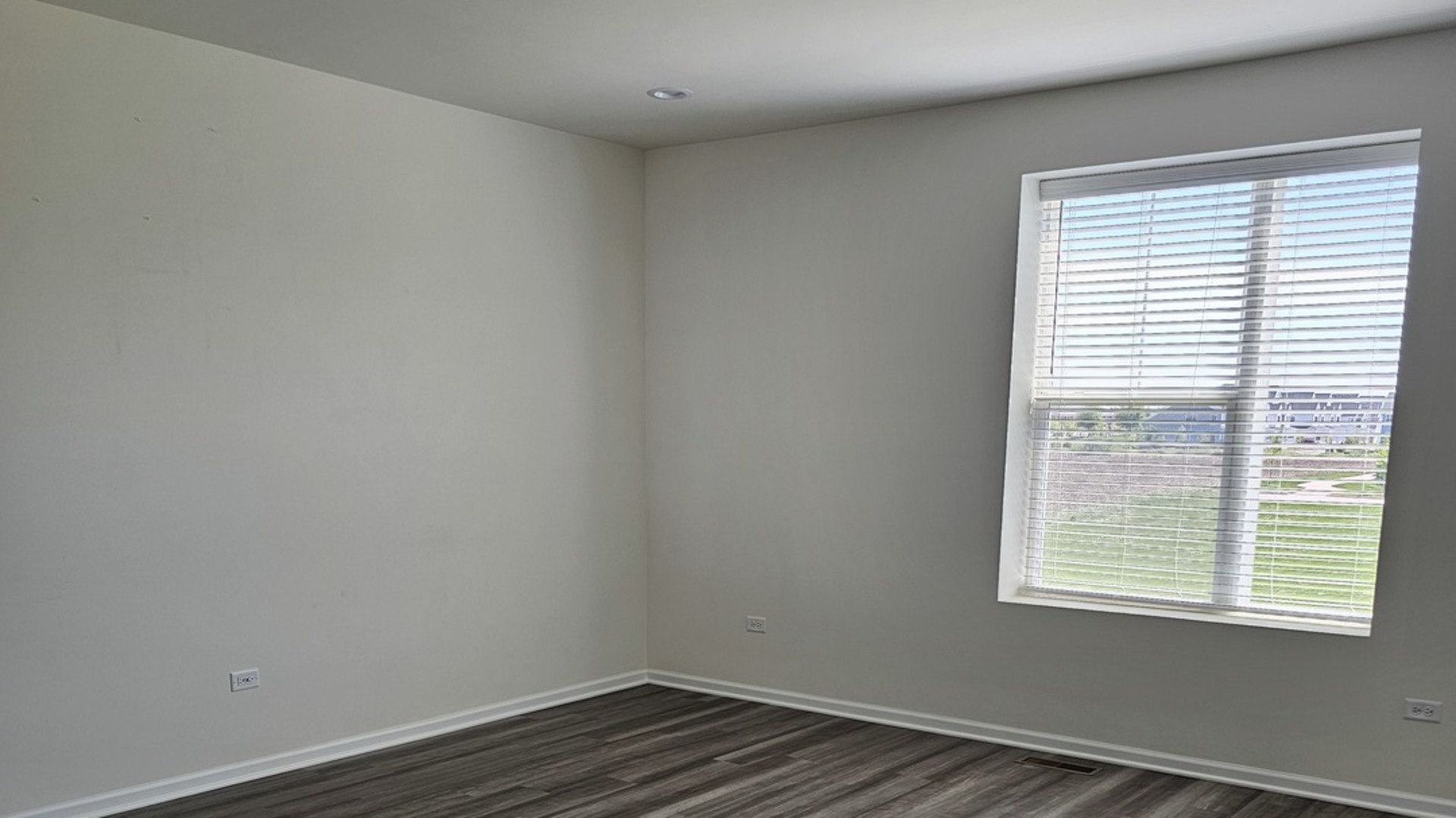 858 Finley Dr Property Photo 12