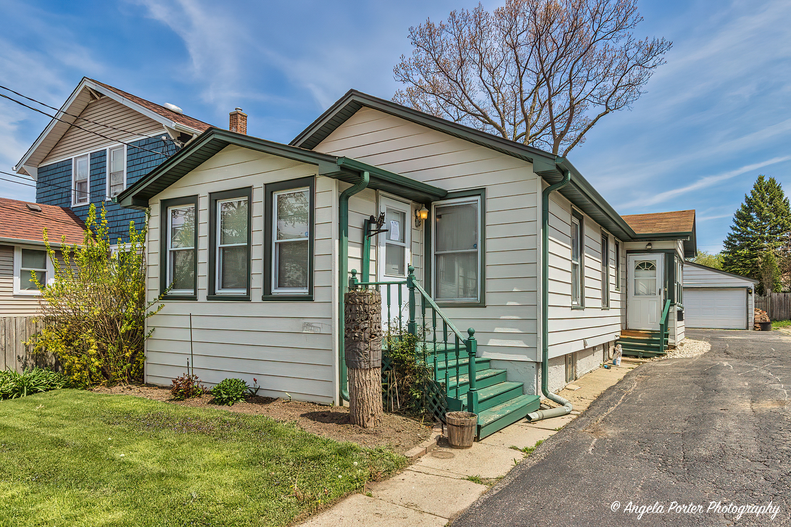 27 S Maple Avenue Property Photo