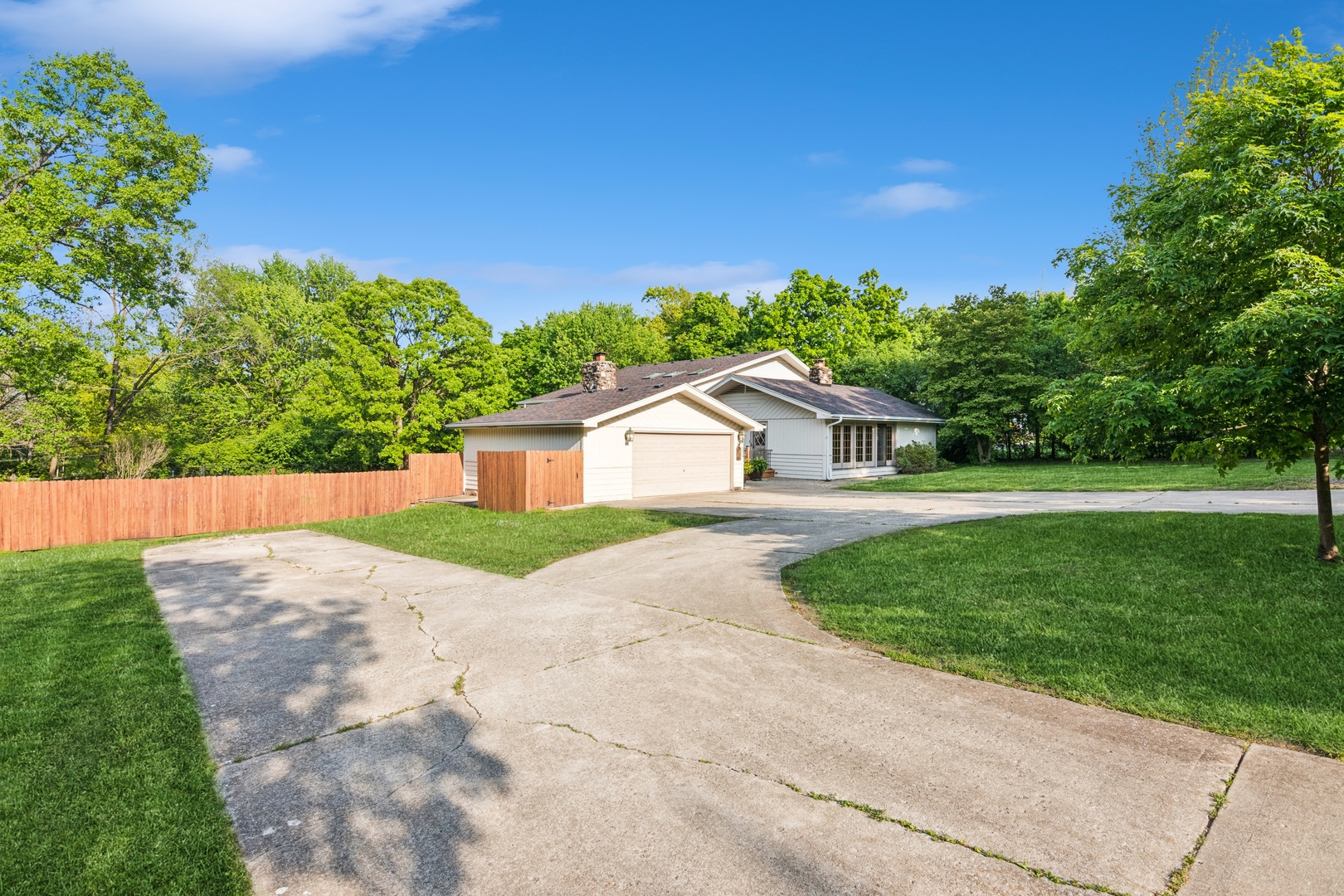 12811 S 82nd Court Property Photo 43