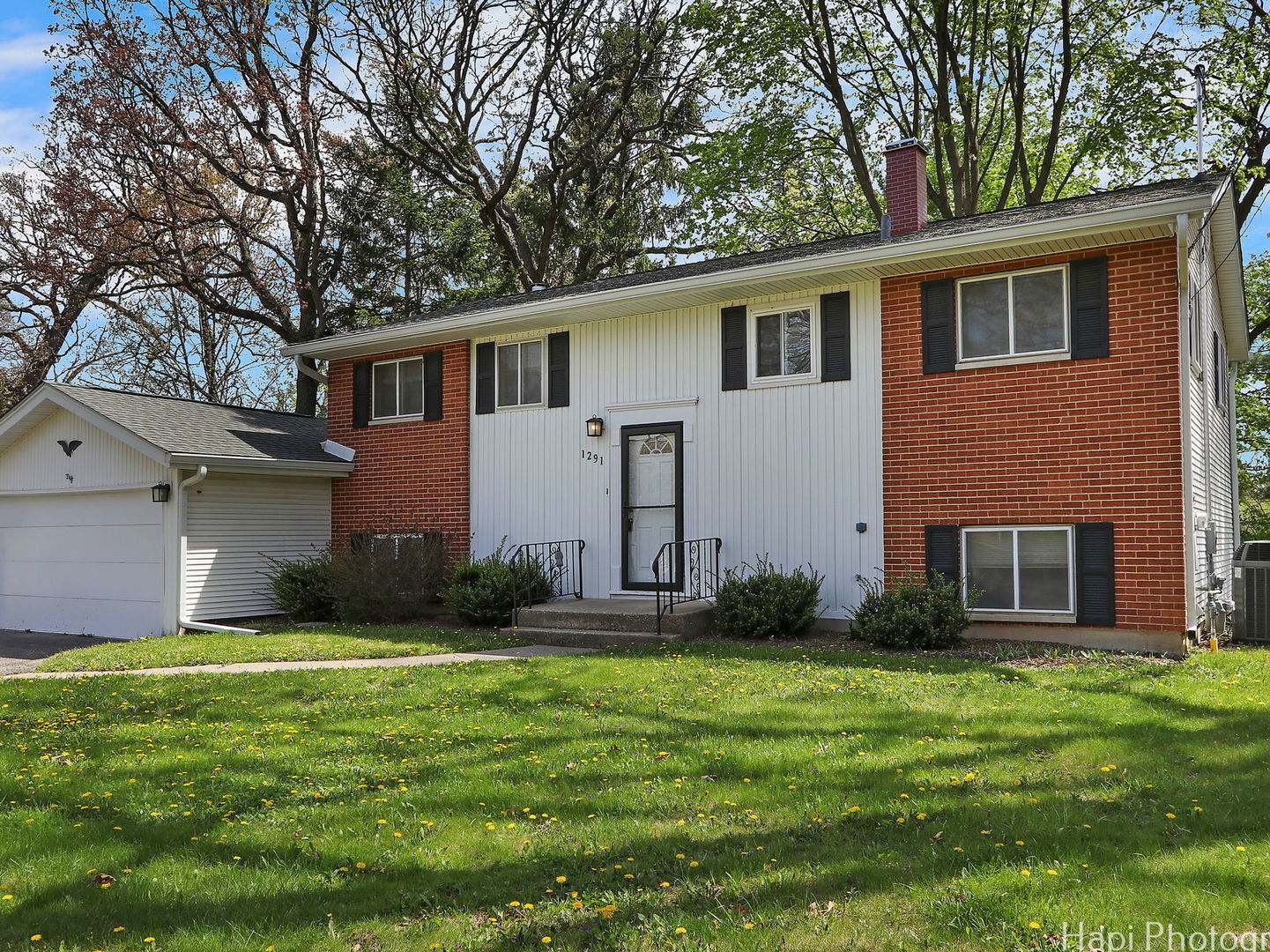1291 Banbury Road Property Photo 1