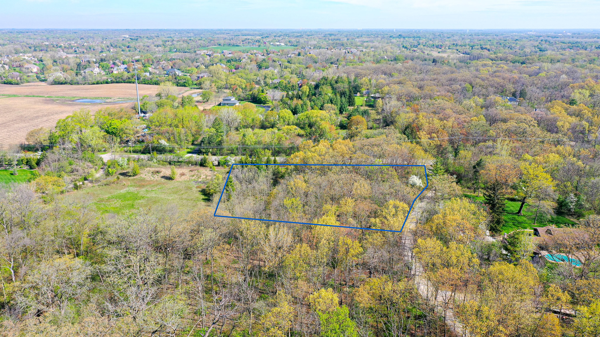 4373 Oak Leaf Lane Property Photo 3
