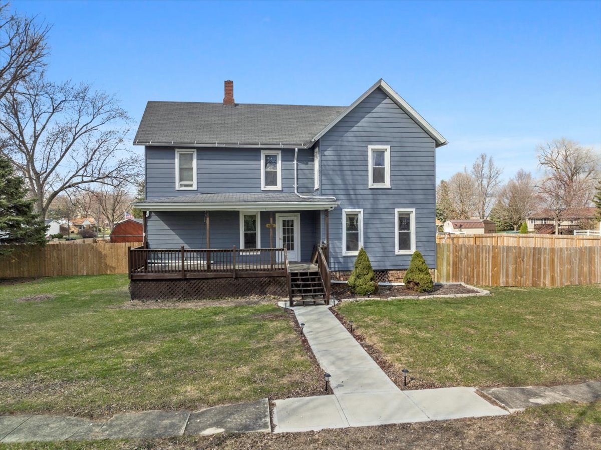 604 E Hickory Street Property Photo 1