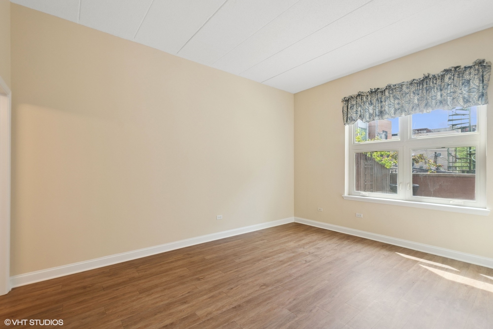 1301 W Washington Blvd Property Photo 10
