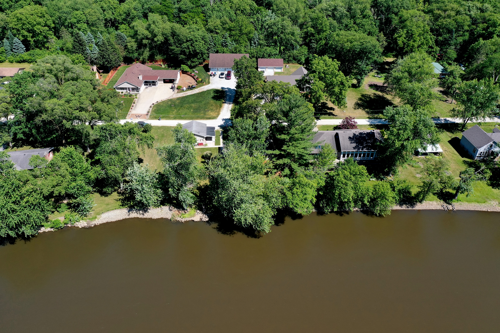 1322 N Riverside Drive Property Photo 38