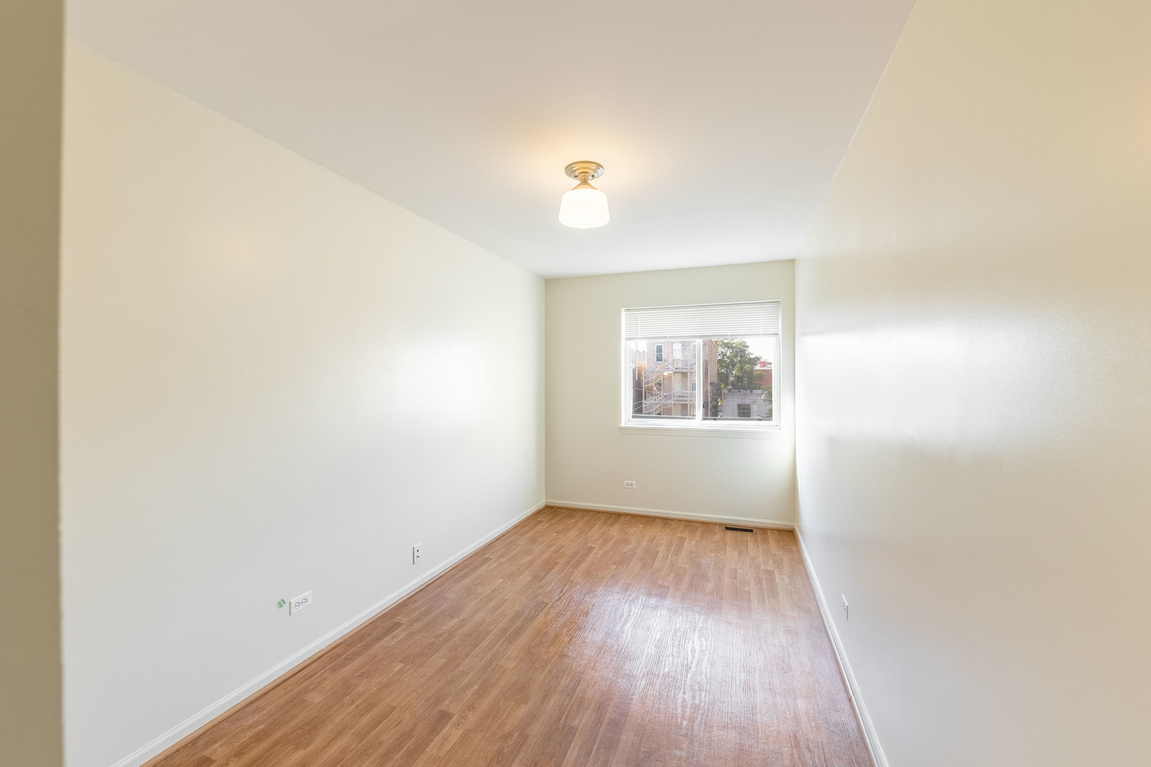 2349 W 18th Pl Property Photo 6