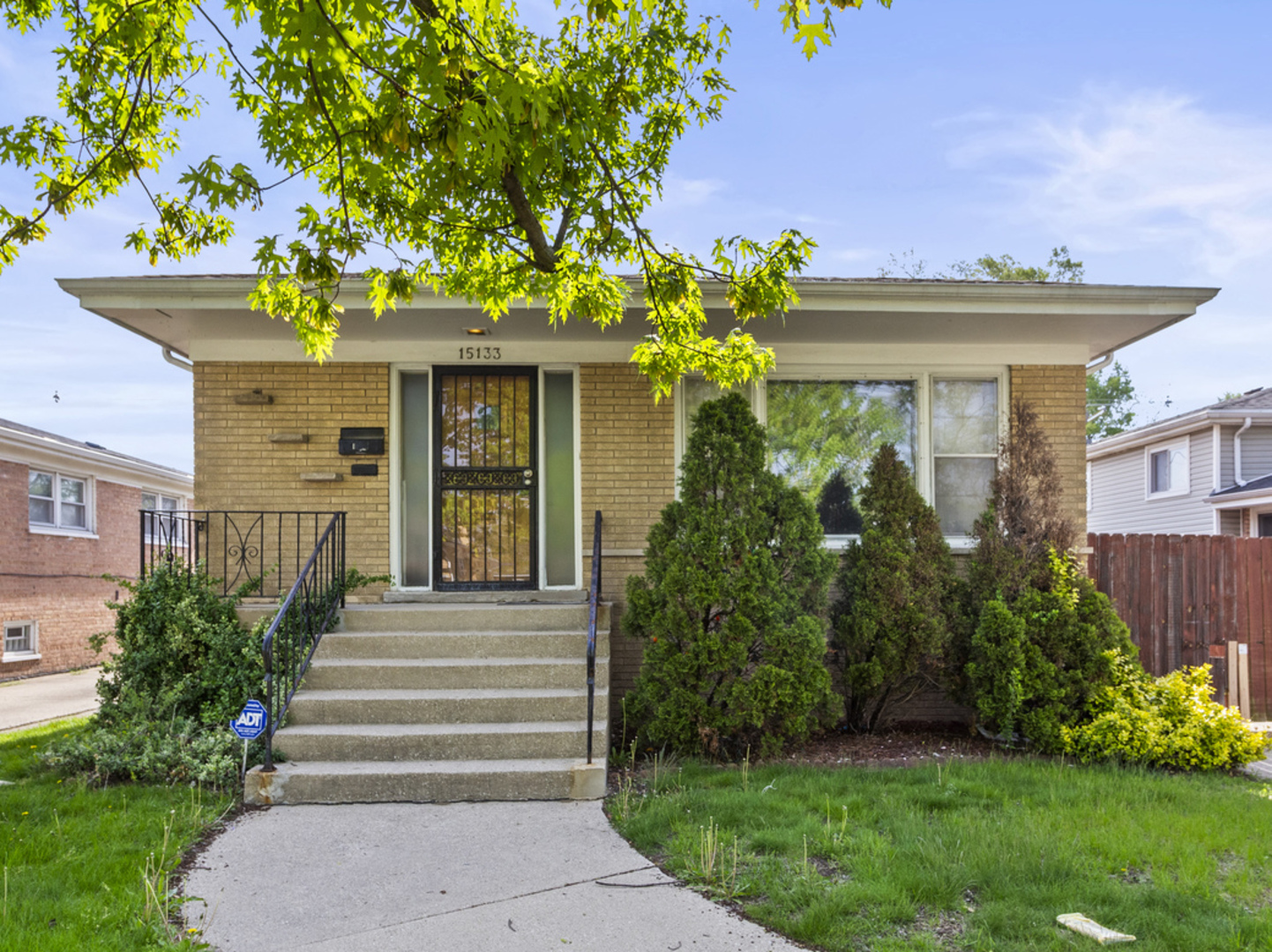 15133 Madison Avenue Property Photo 1