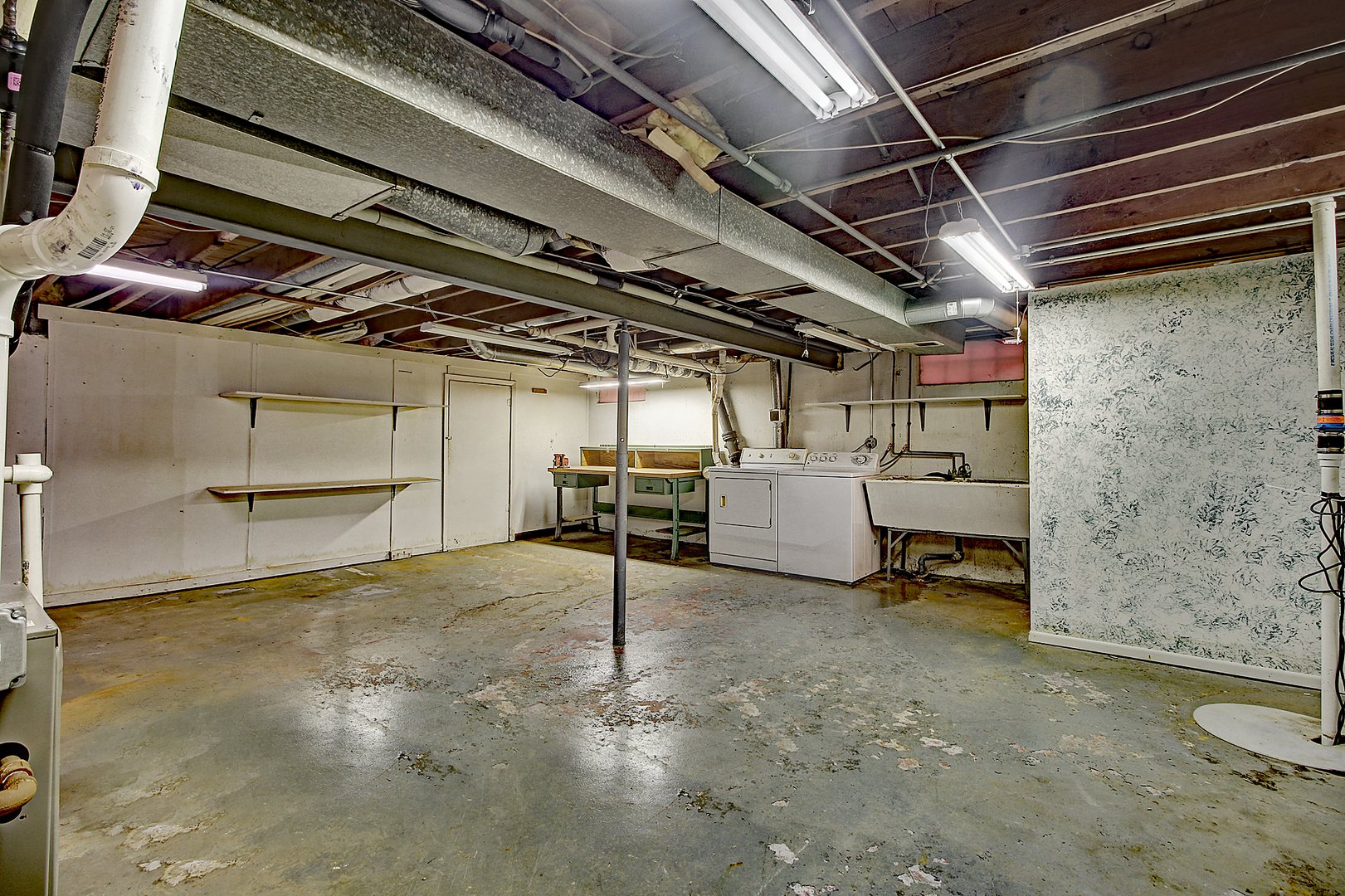 512 S Hebbard St Property Photo 18