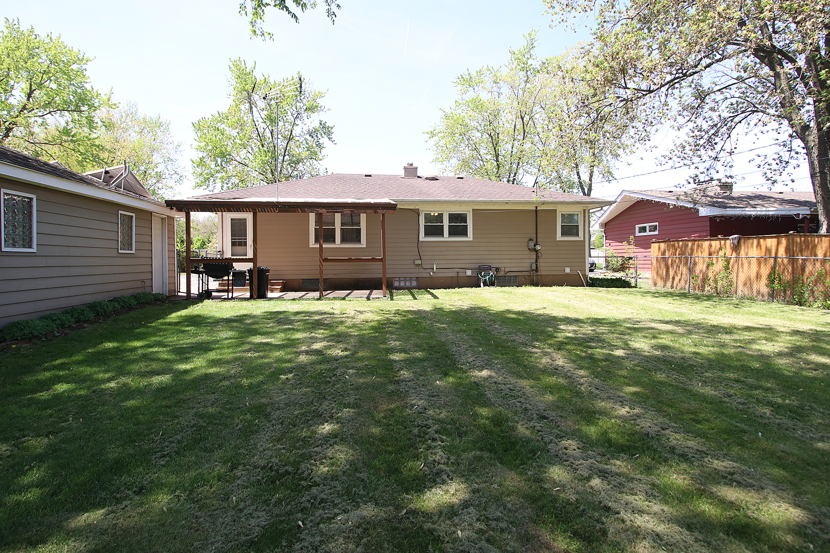 512 S Hebbard St Property Photo 19