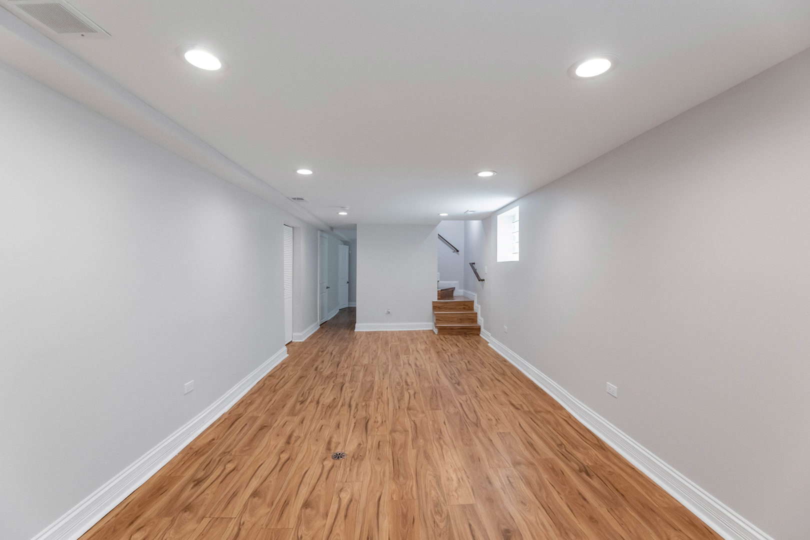 11311 S Stewart Avenue Property Photo 23