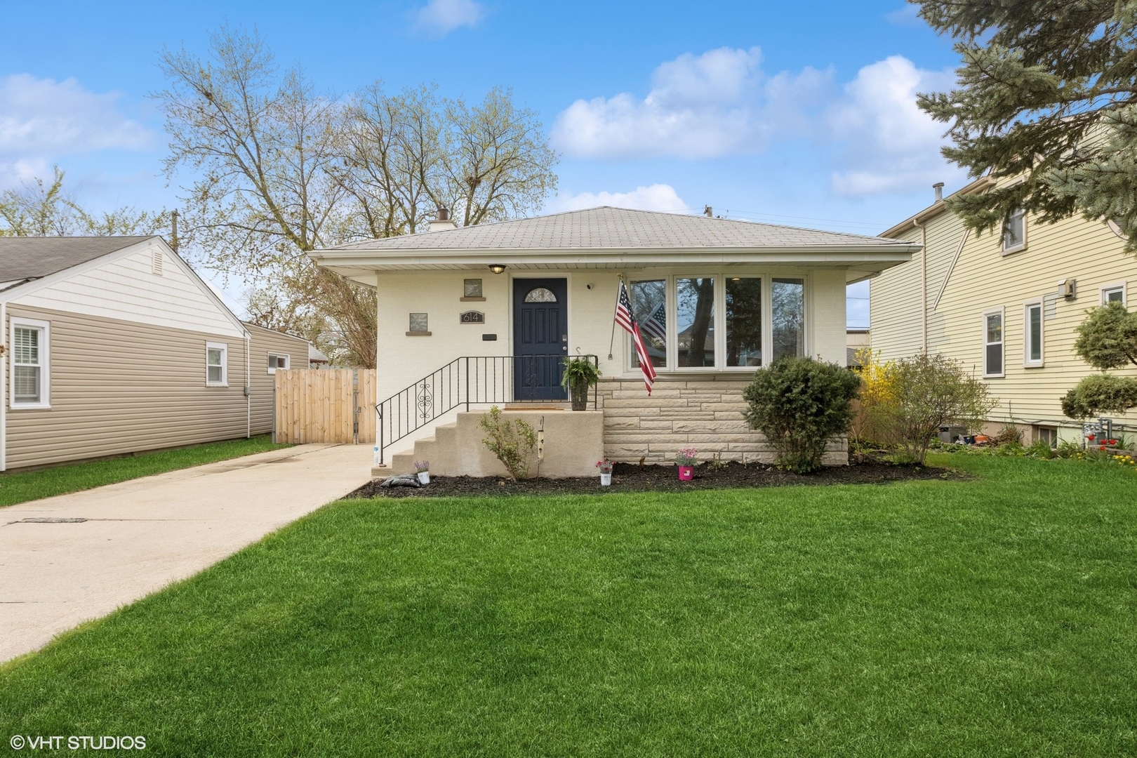614 S 6th Avenue Property Photo