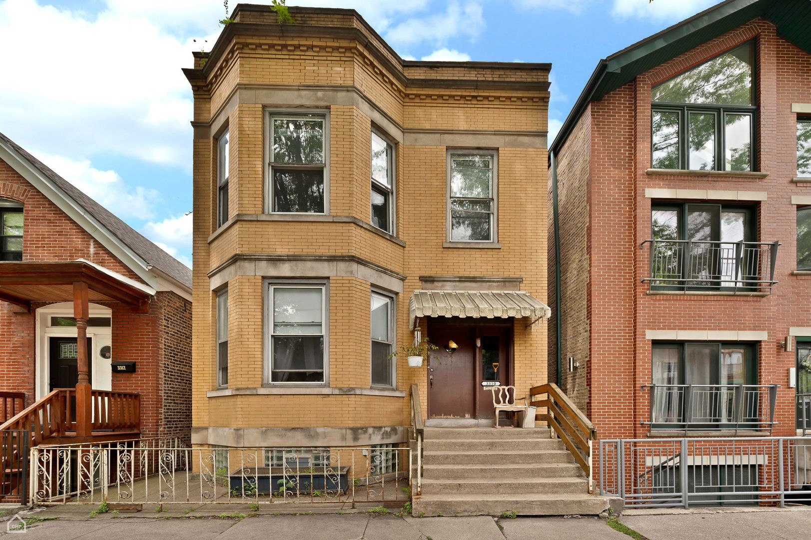 3310 S Lowe Street Property Photo 1