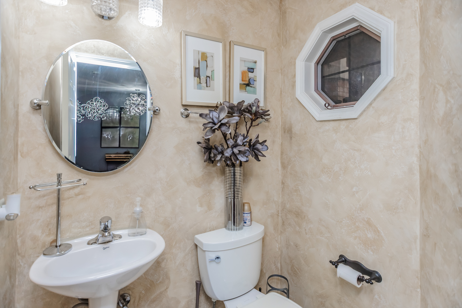 16146 Hillcrest Circle Property Photo 12