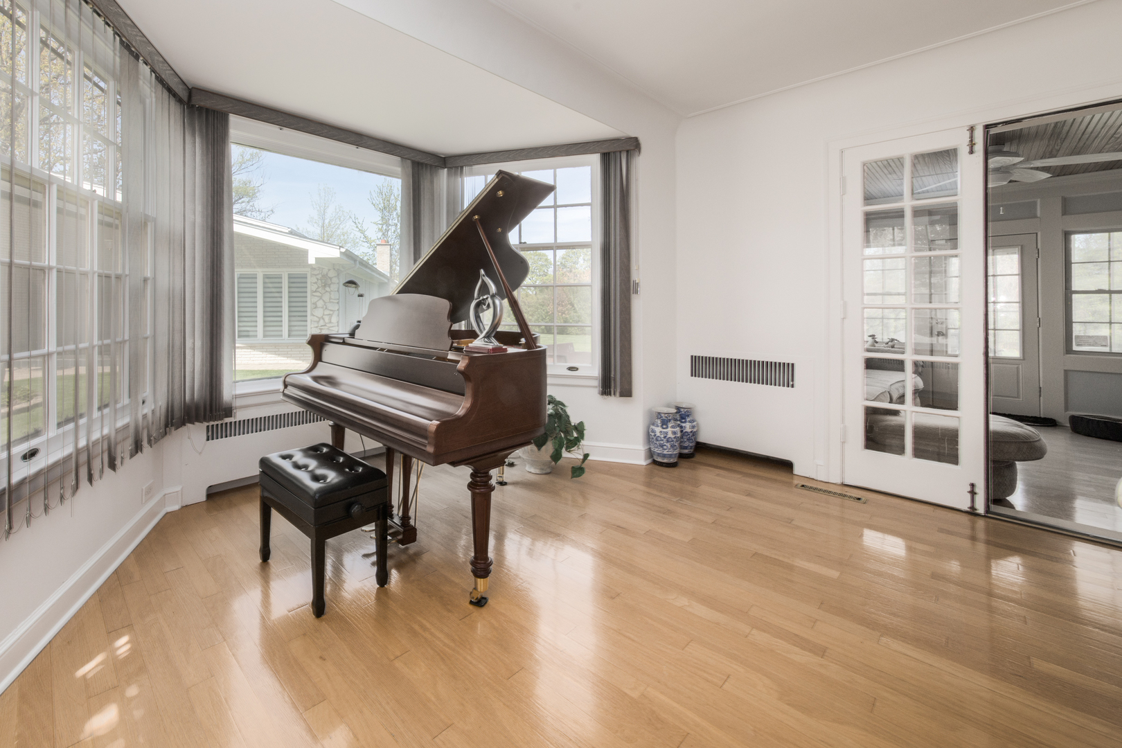 4410 Bobolink Ter Property Photo 8